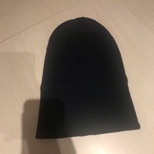 5/15$ Kids Black Beanie​​
